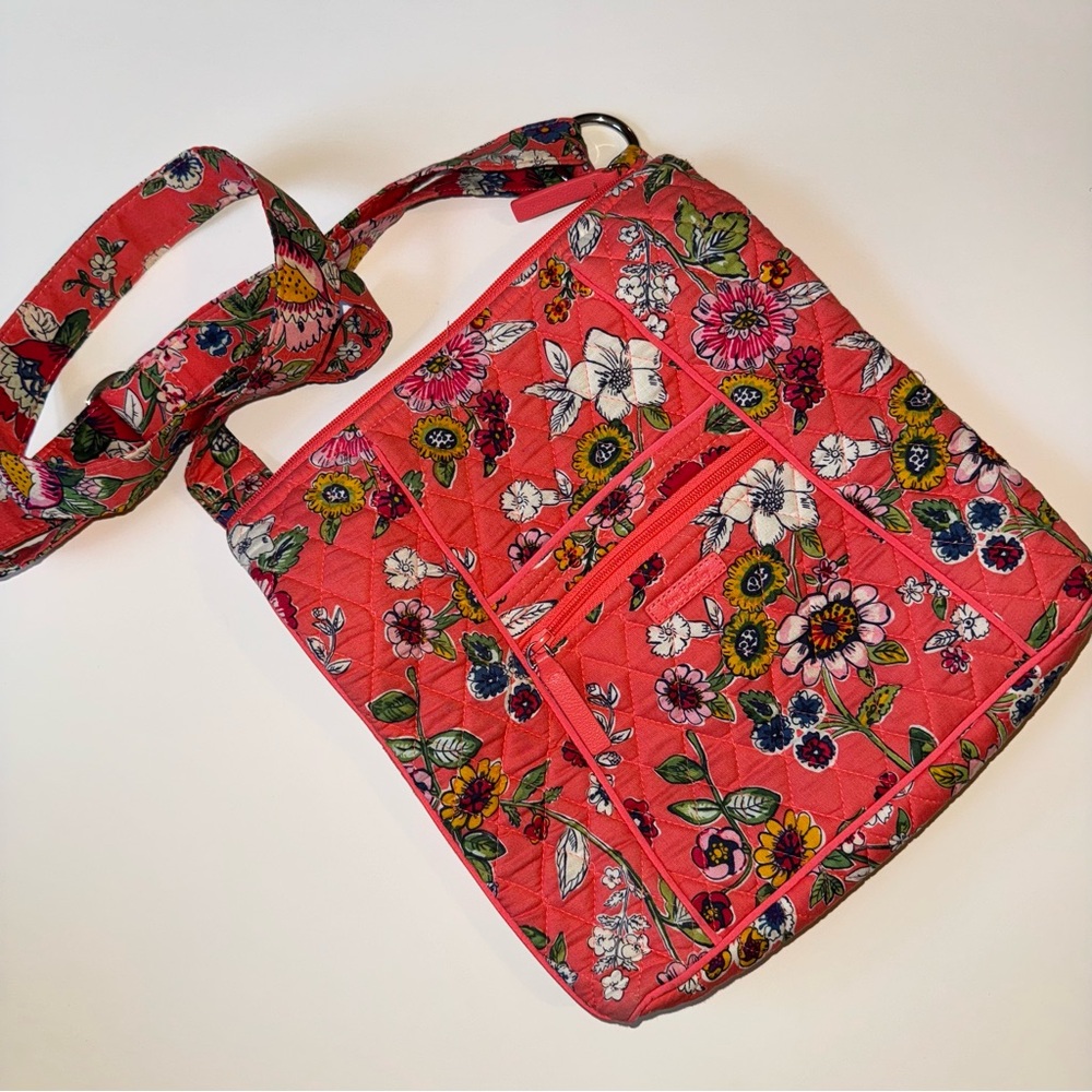 Vera Bradley Floral Crossbody Bag in Vibrant Pink